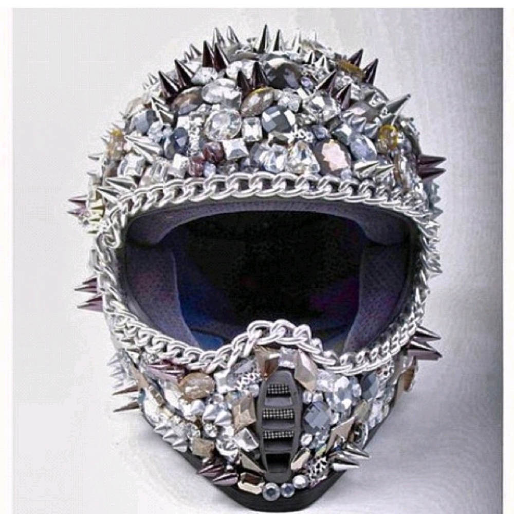 Meet your Posher, Rae